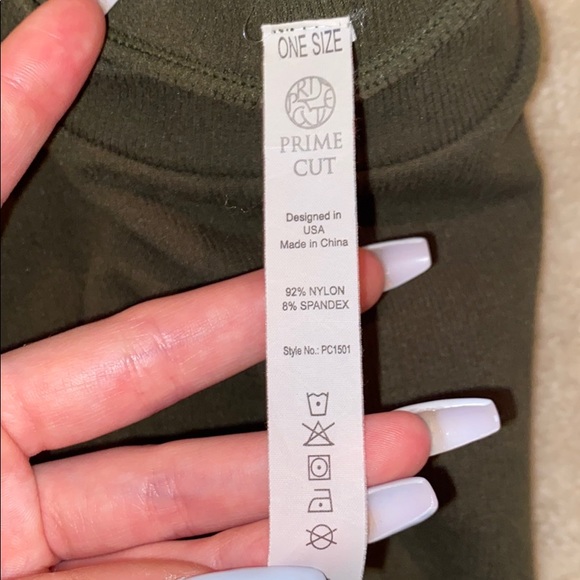 Tight crop top - Picture 3 of 3